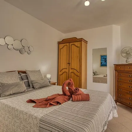 Lovely 2-bed & Jacuzzi Terrace & Pool Playa Fanabe