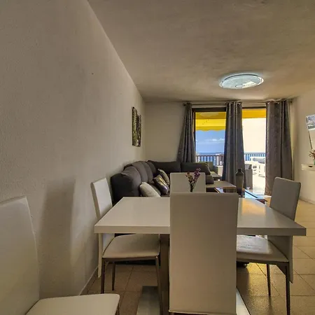 Lovely 2-bed & Jacuzzi Terrace & Pool Apartment Playa Fanabe