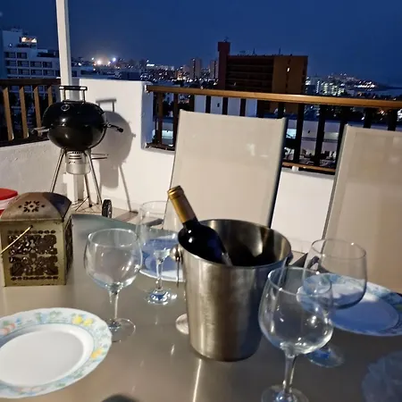 - Sleeps 4 - Jacuzzi - Terrace - Pool アデヘ