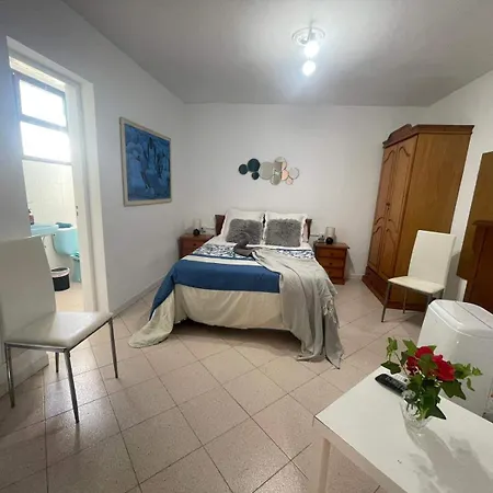 - Sleeps 4 - Jacuzzi - Terrace - Pool アデヘ