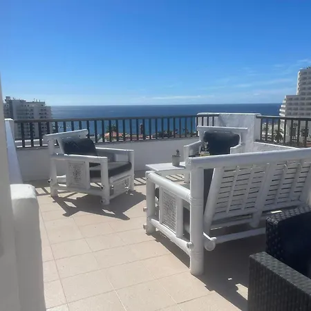 Appartamento - Sleeps 4 - Jacuzzi - Terrace - Pool *