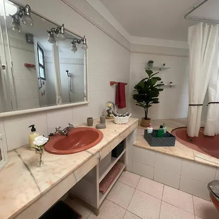 - Sleeps 4 - Jacuzzi - Terrace - Pool アデヘ