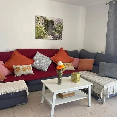 - Sleeps 4 - Jacuzzi - Terrace - Pool アパート アデヘ
