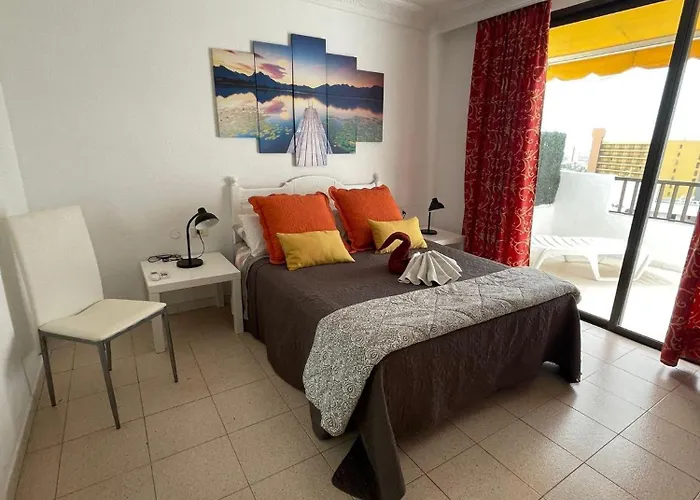 Appartamento - Sleeps 4 - Jacuzzi - Terrace - Pool *