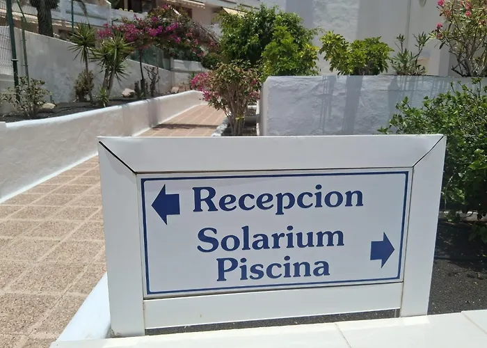- Sleeps 4 - Jacuzzi - Terrace - Pool * Costa Adeje (Tenerife)