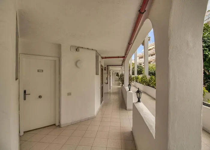 - Sleeps 4 - Jacuzzi - Terrace - Pool Costa Adeje (Tenerife)
