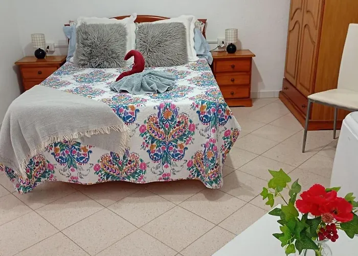 - Sleeps 4 - Jacuzzi - Terrace - Pool Appartamento Costa Adeje (Tenerife)